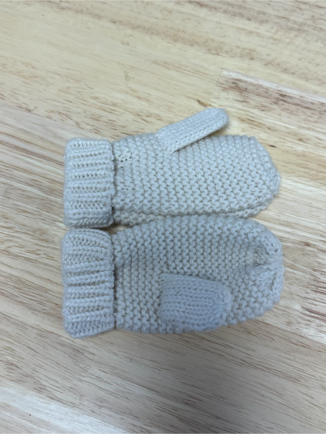 Zara knit baby mittens - photo 2