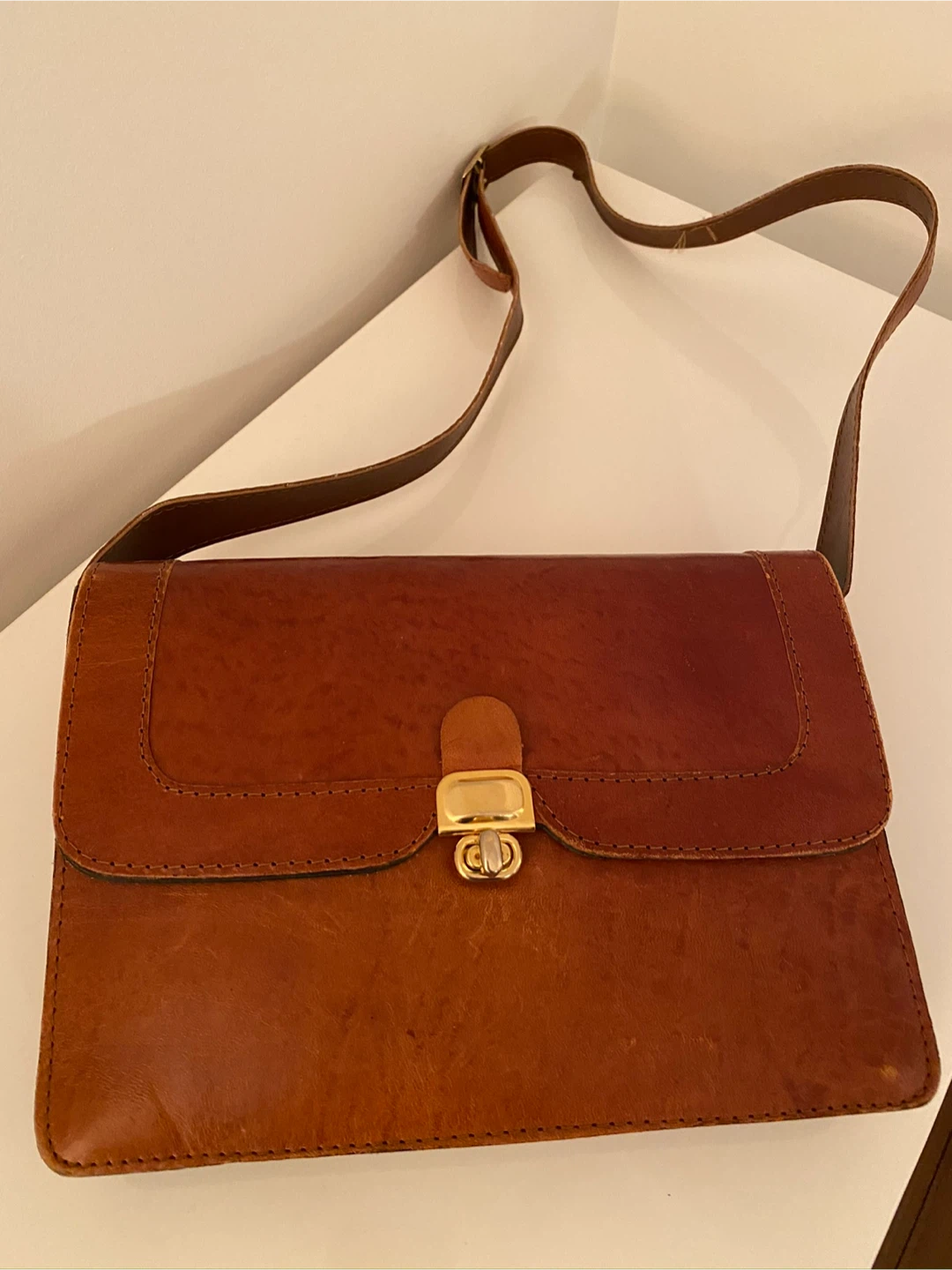 Vintage Brown Leather Shoulder Bag - photo 2