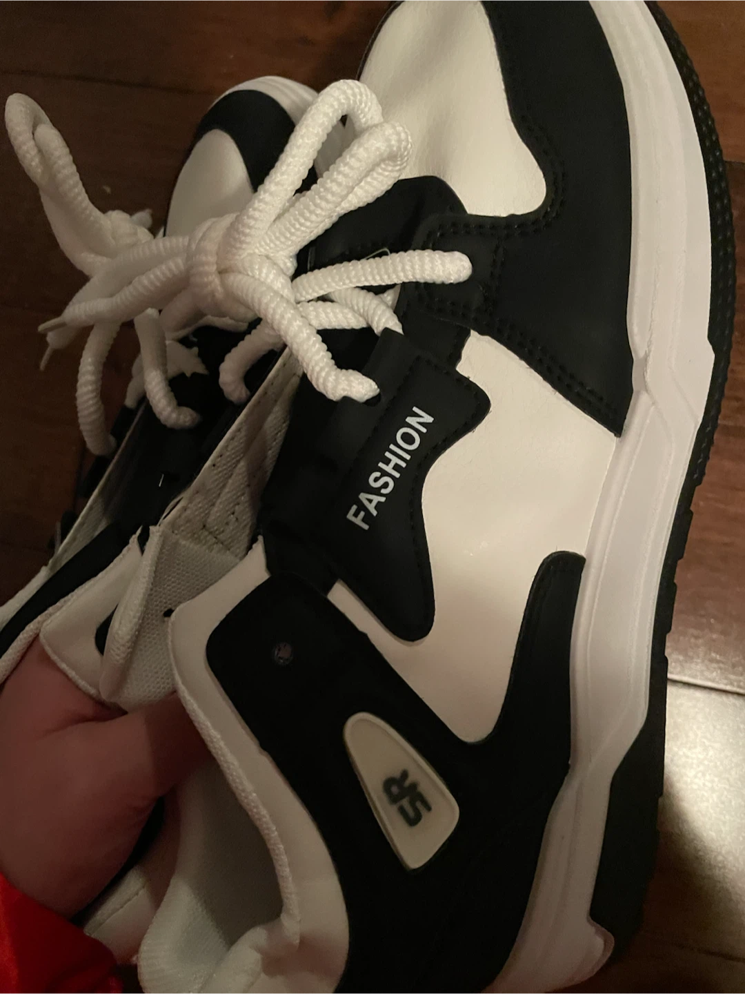 Fashion Black and White Sneakers - photo 2