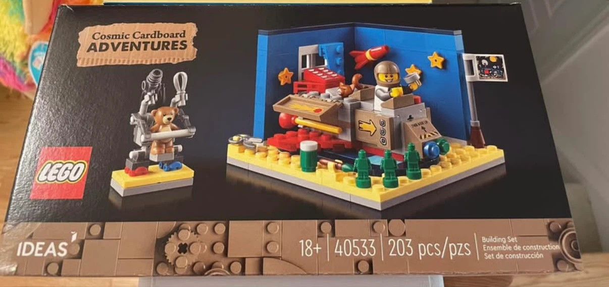 LEGO Ideas Cosmic Cardboard Adventures 40533