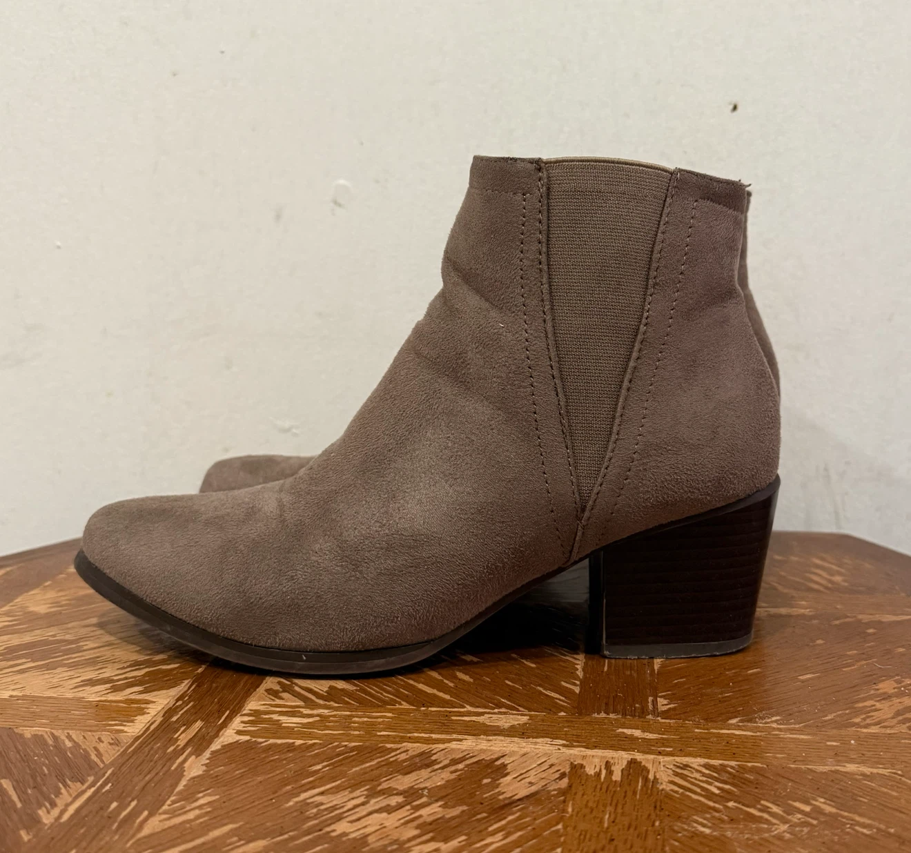 Women's Ankle Boots Size 8 - photo 2