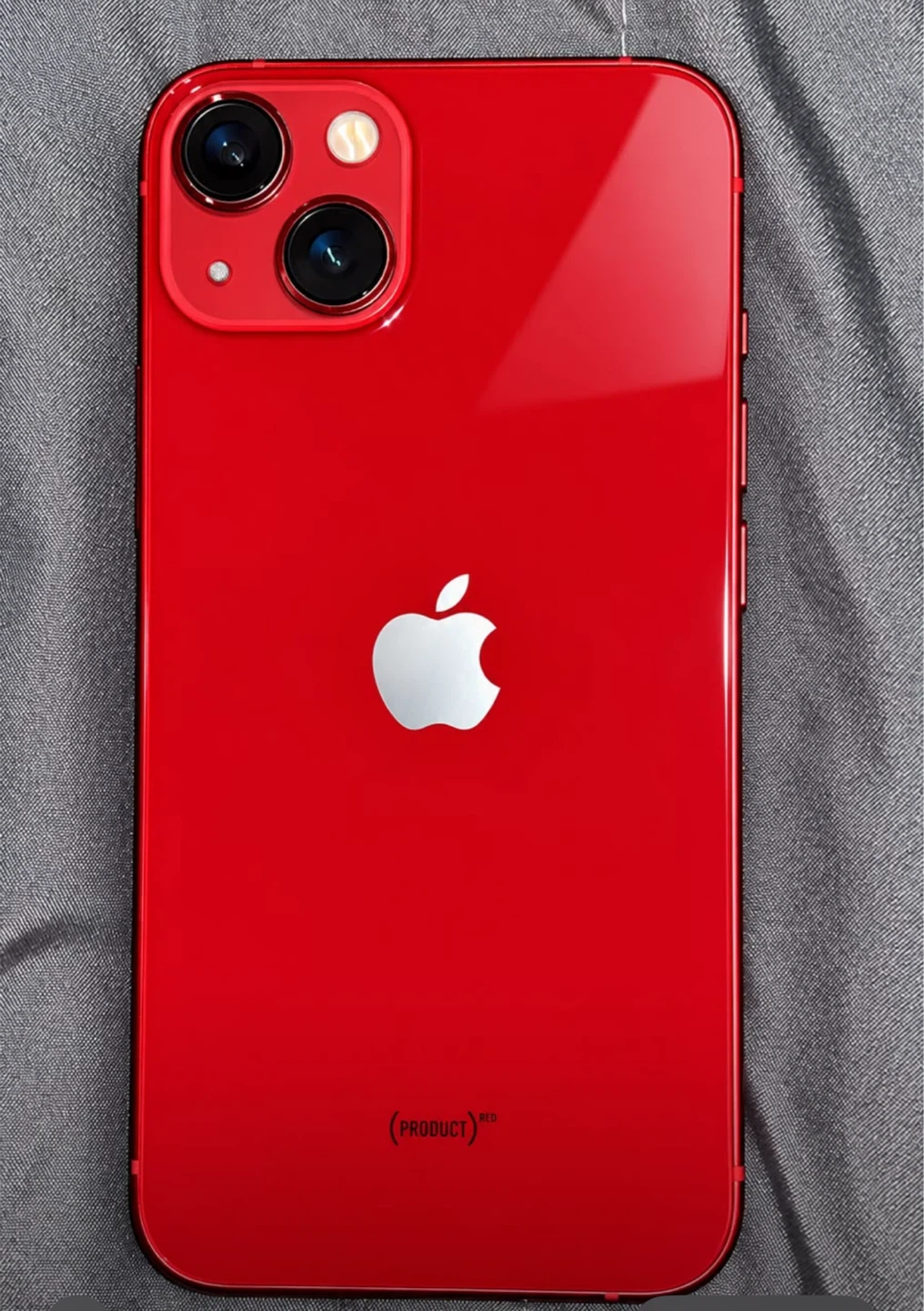 Apple iPhone 13 Product Red