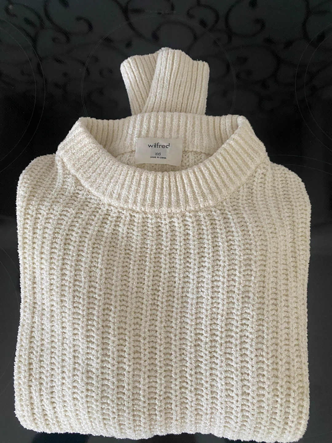 Aritzia Wilfred Cream Ribbed Sweater