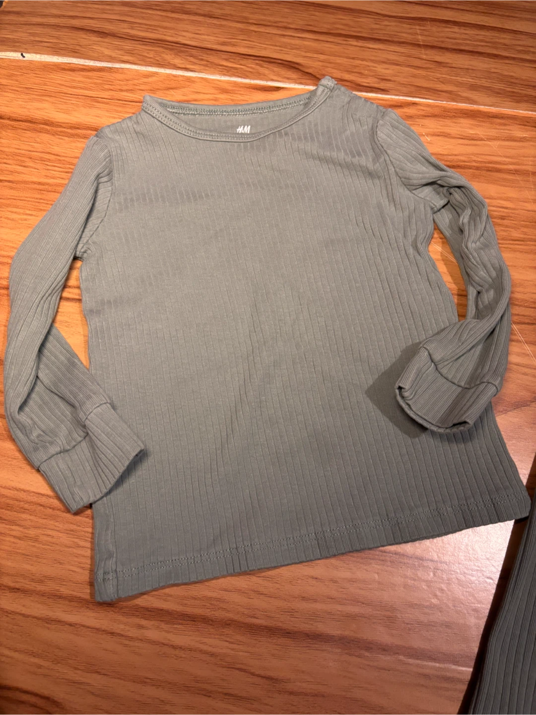H&M Ribbed Cotton Outfit sz12-18 months - photo 2