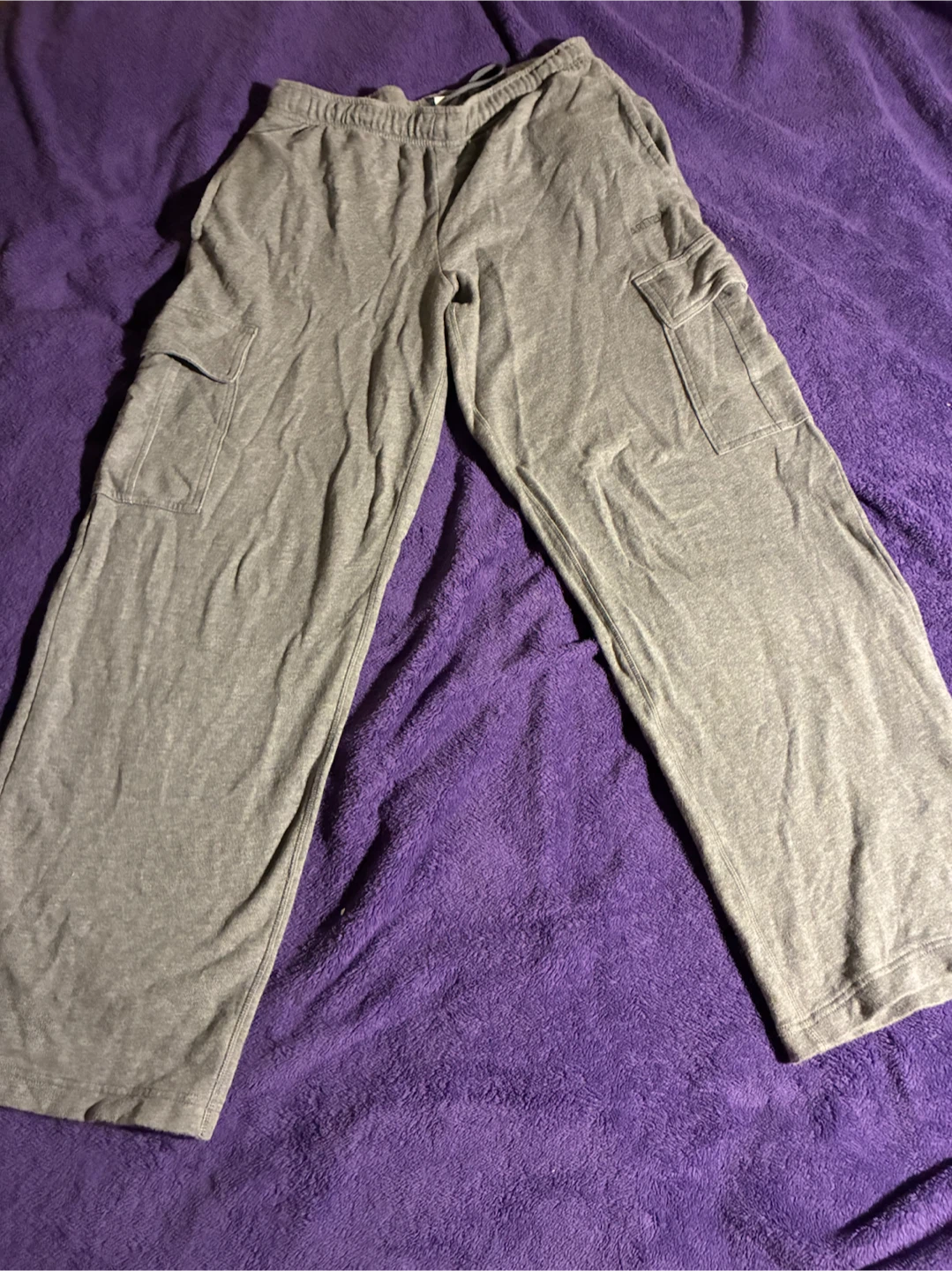 Aritzia Sweatfleece Mega Fit Cargo Sweatpants - photo 3