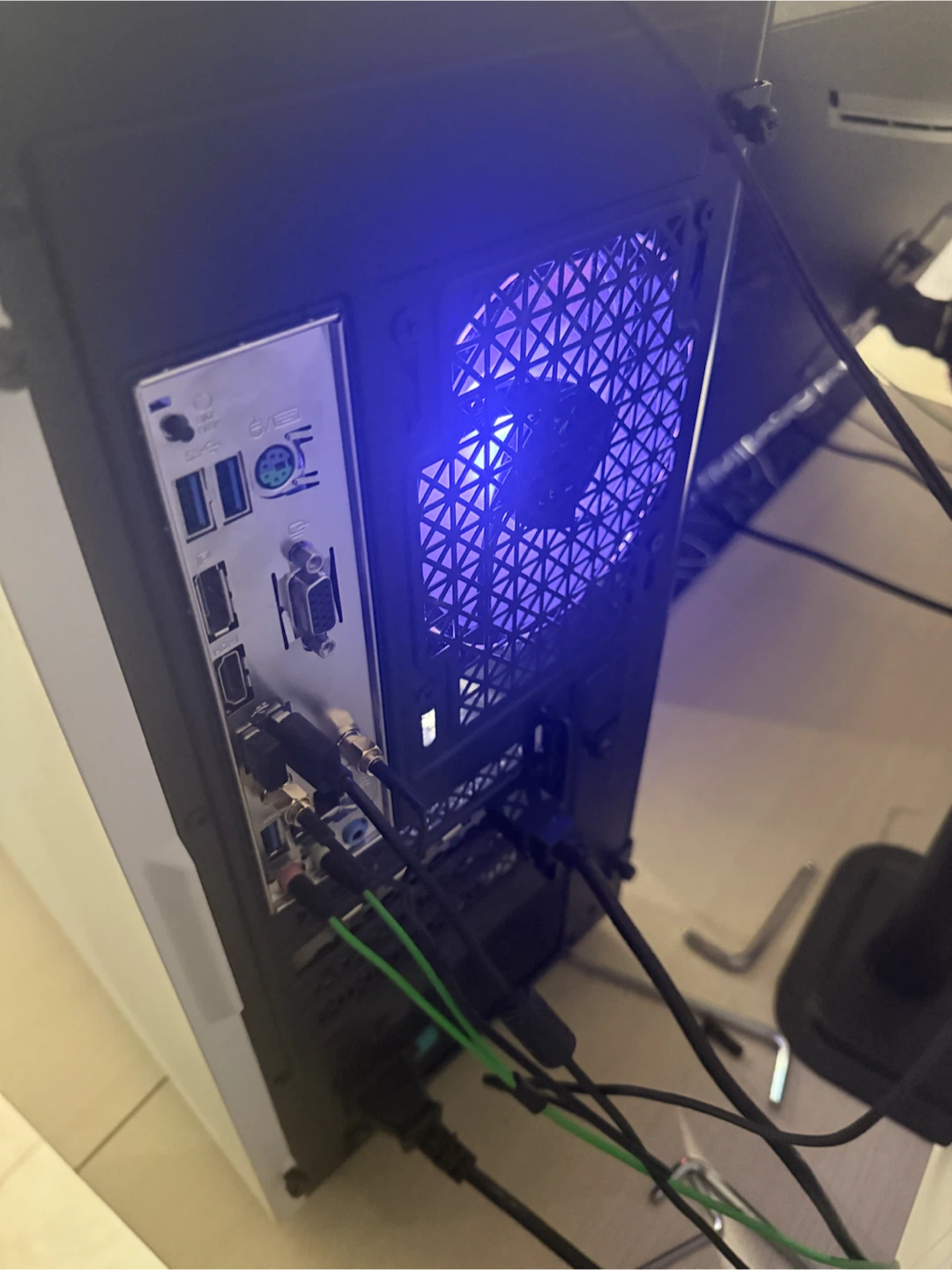 ASUS Gaming Desktop PC Ryzen 7 5700 RTX 3050 16GB RAM 1TB - photo 2