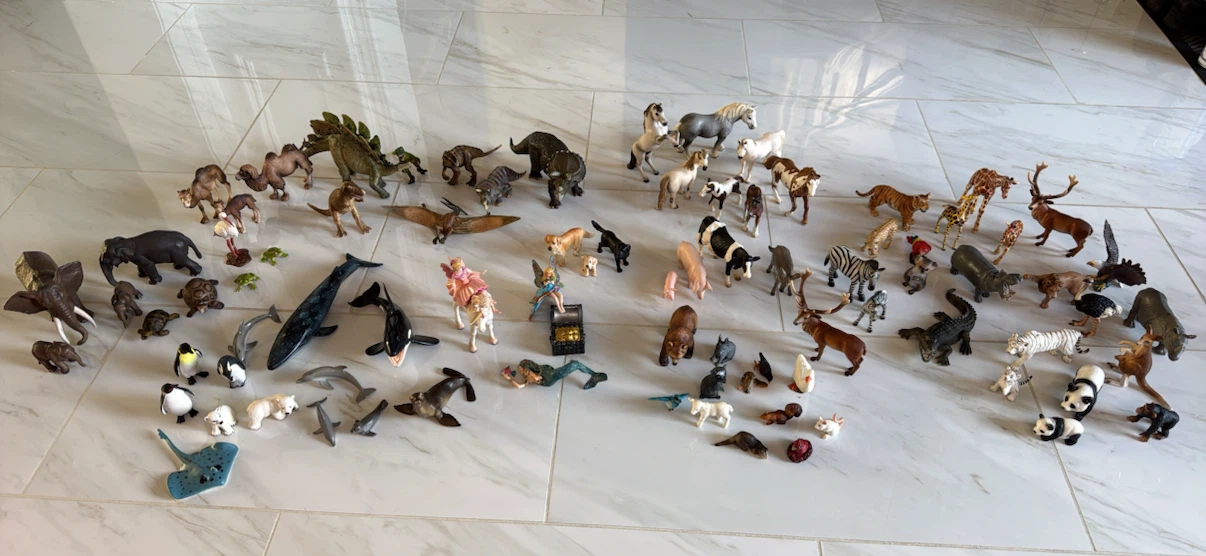 Large collection of PAPO & Schleich animal figure figures