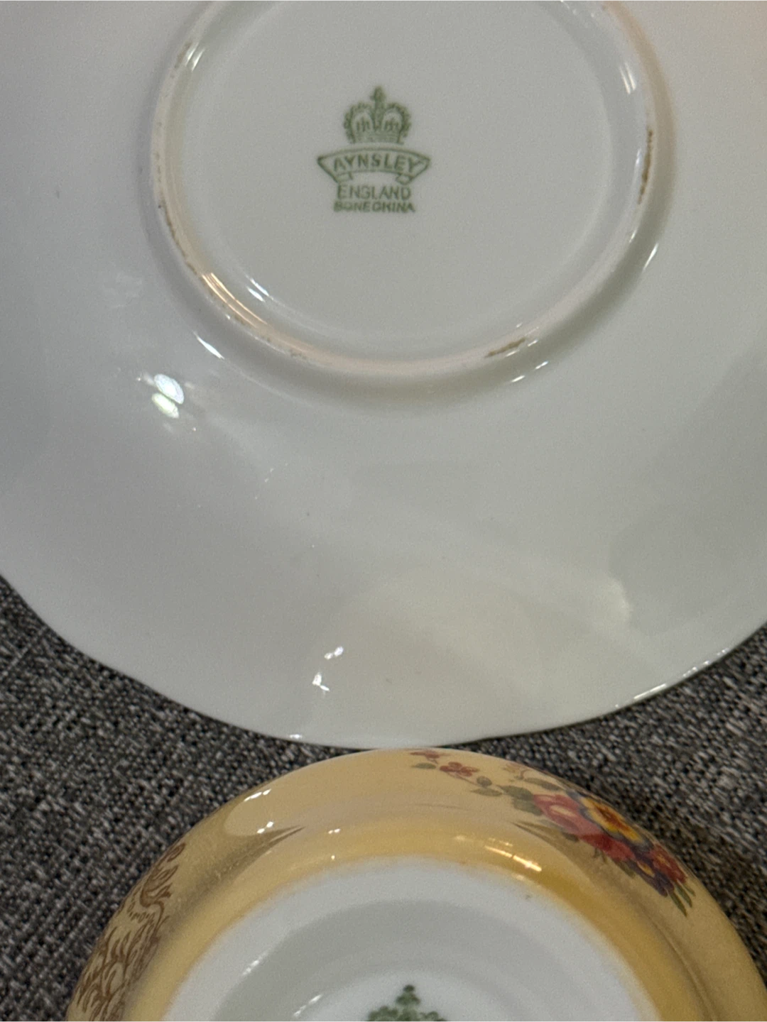 Aynsley Bone China Teacup and Saucer - photo 4