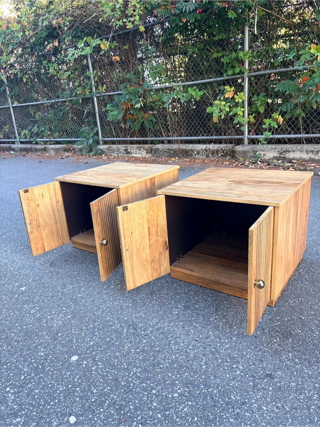 Night stands or side table - photo 3