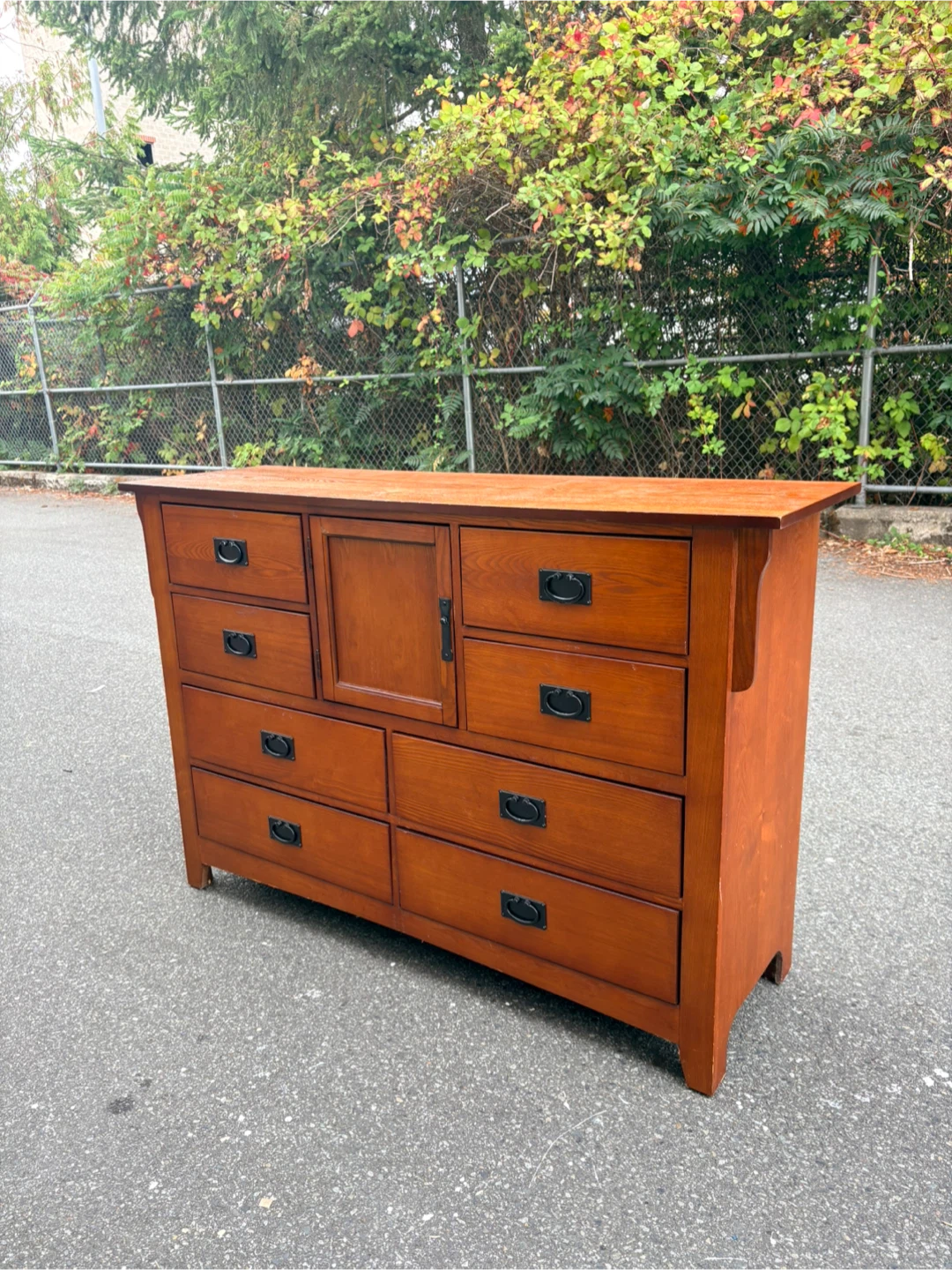 Dresser
