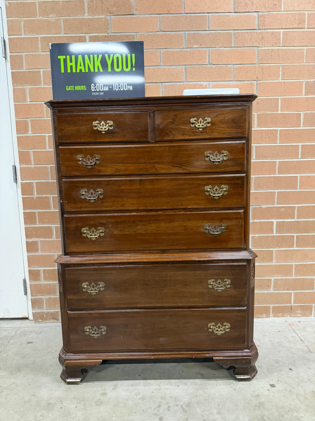 Ethan Allen Chest of Drawers