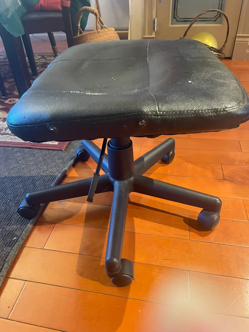 Black rolling ottoman seat - photo 2