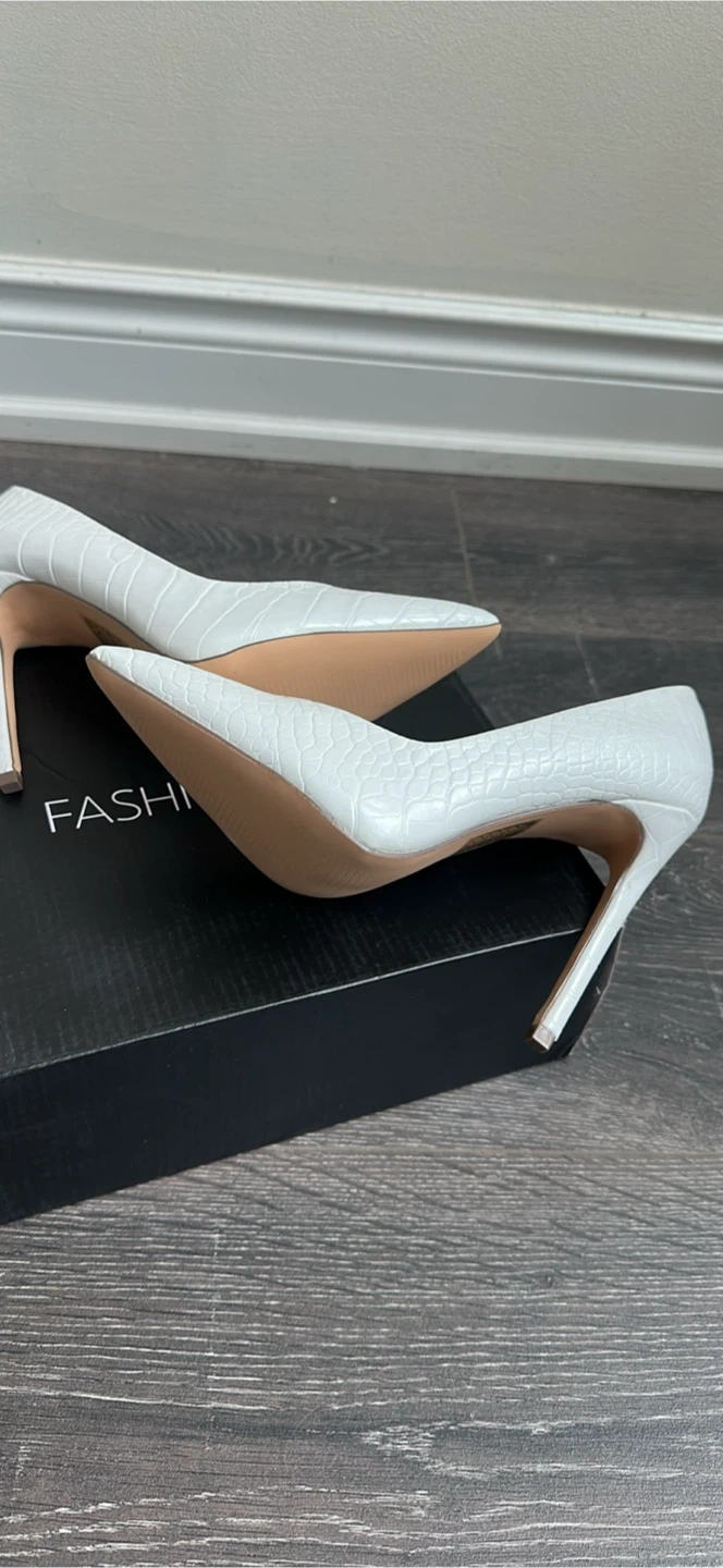 Fashion Nova Kessel White Heels - photo 3