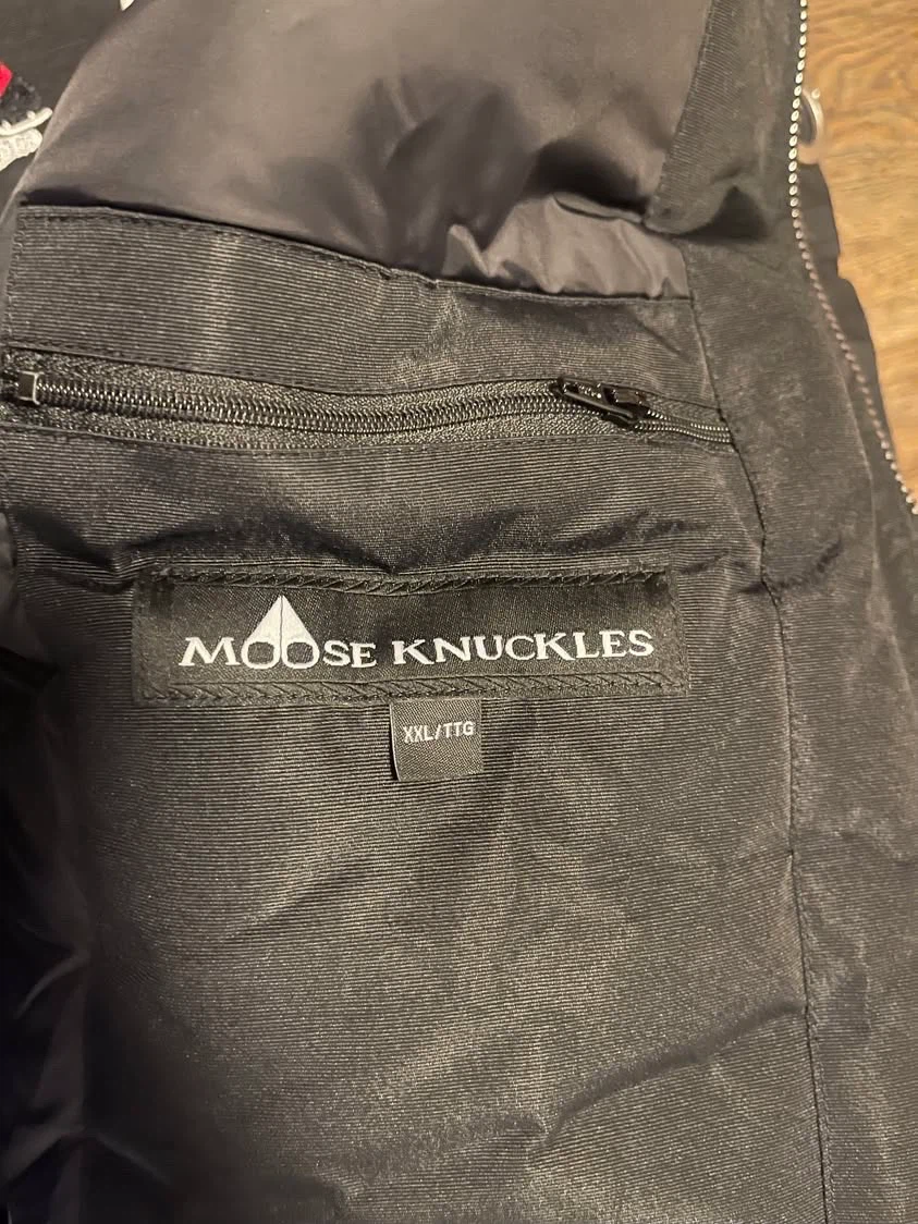 Moose Knuckles Winter Jacket - photo 4