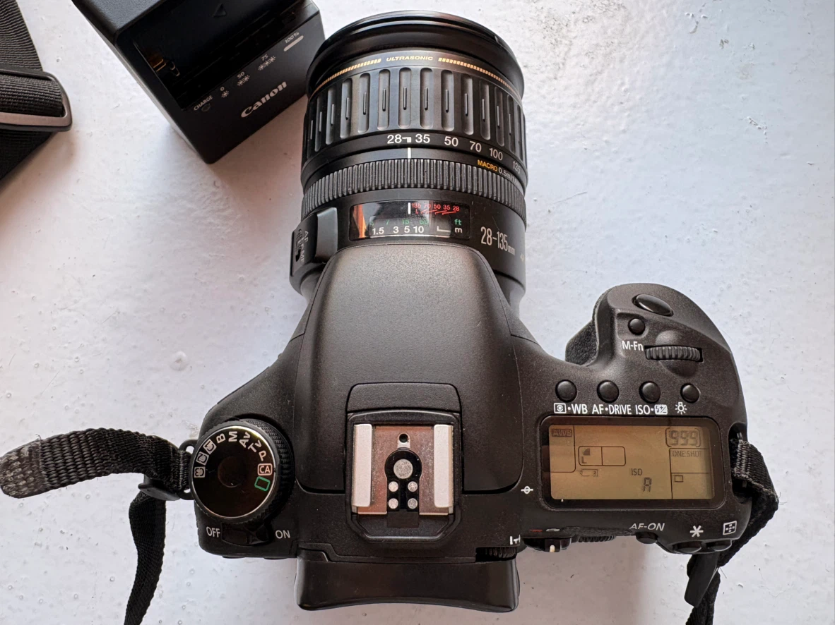 Canon EOS 7D Mark II DSLR - photo 3
