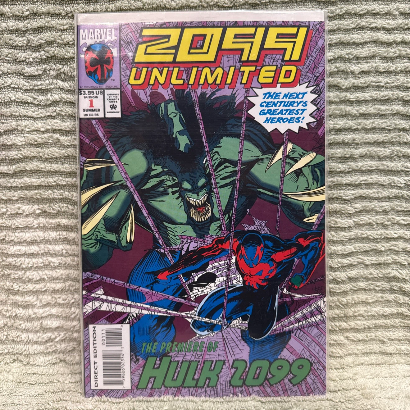 HULK vs SPIDER-MAN 2099 Unlimited #1 Marvel Comic