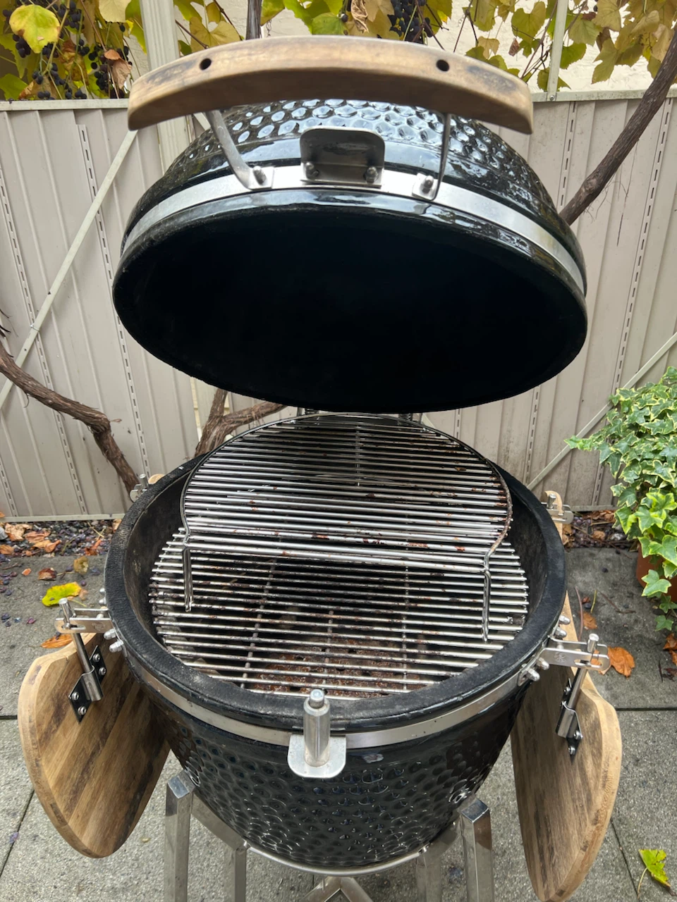 Louisiana Grills Kamado Ceramic Charcoal BBQ - photo 4