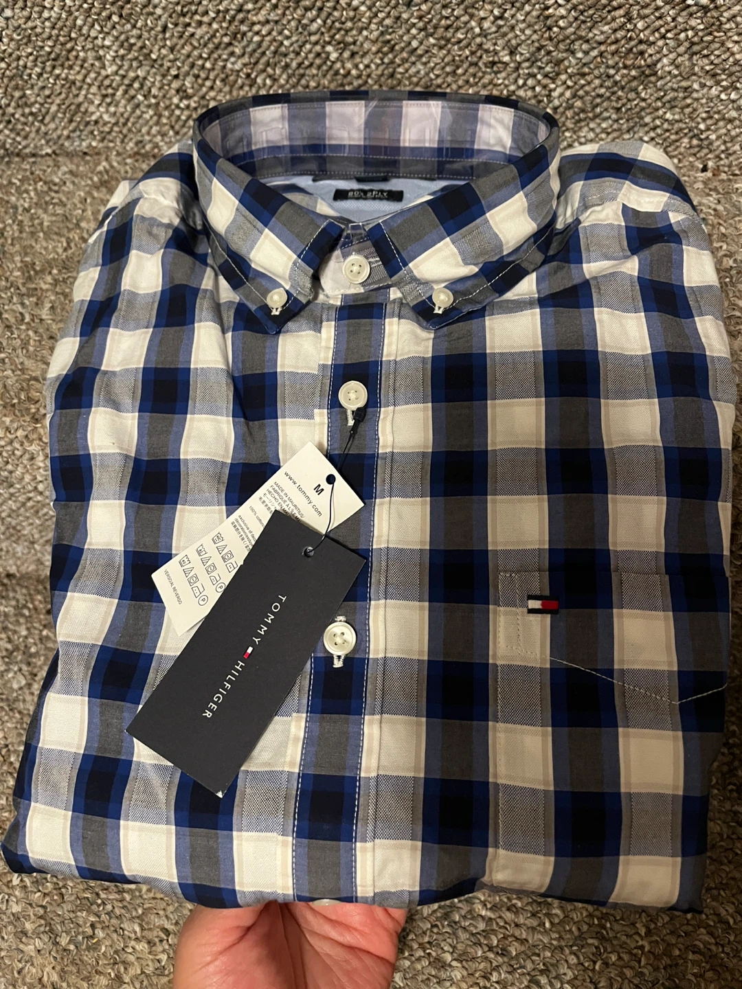 Tommy Hilfiger Plaid Button-Down Shirt Size M