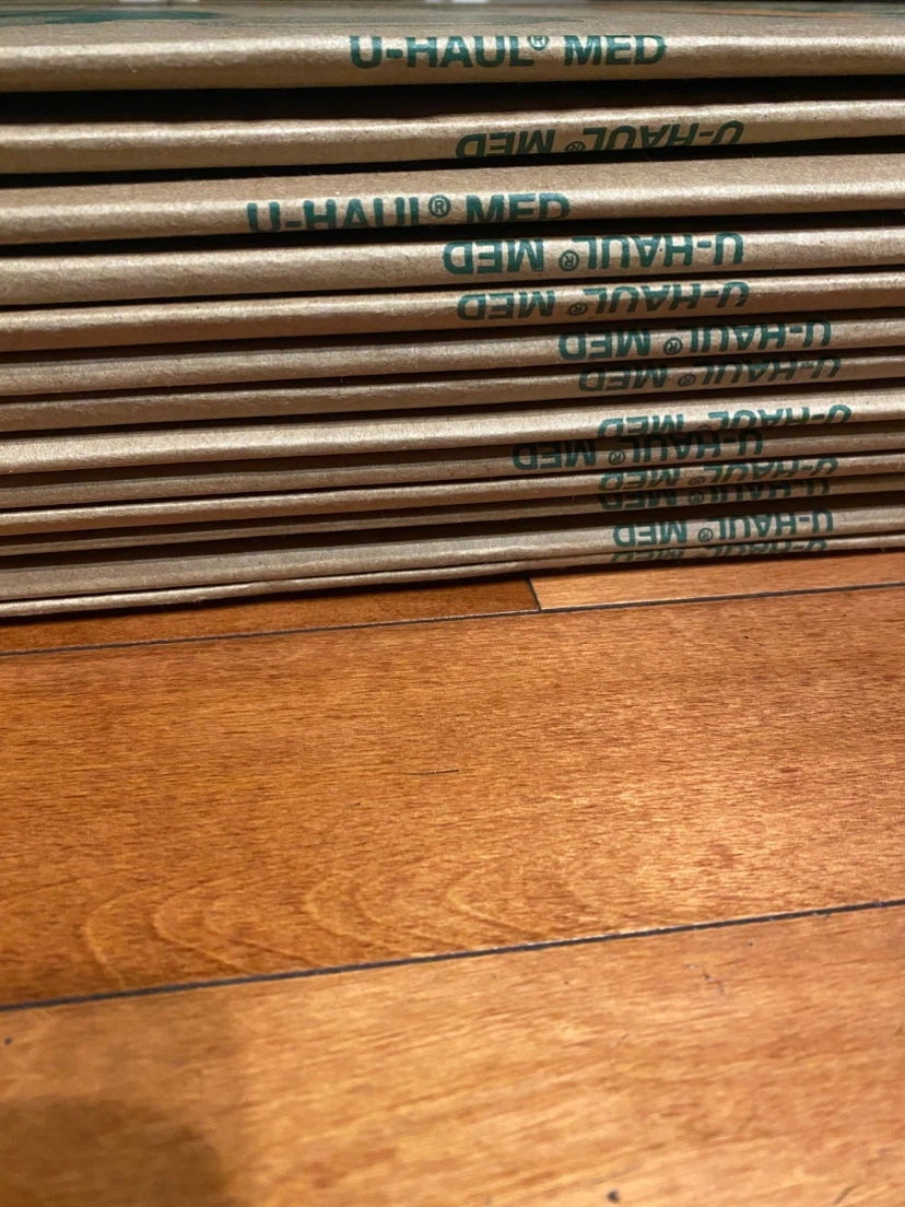 13 U-Haul Medium Moving Boxes *** - photo 3