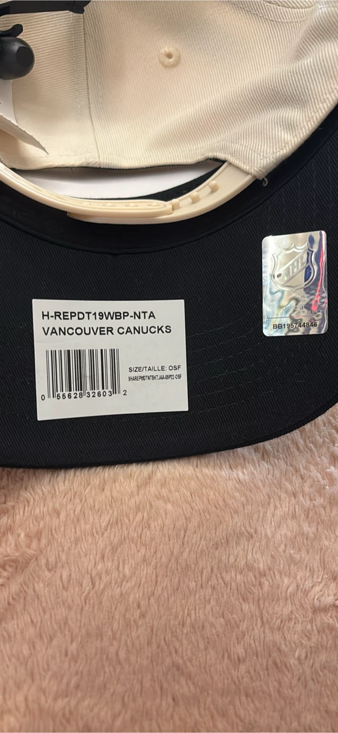 47 Brand Vancouver Canucks MVP Adjustable Cap - photo 2