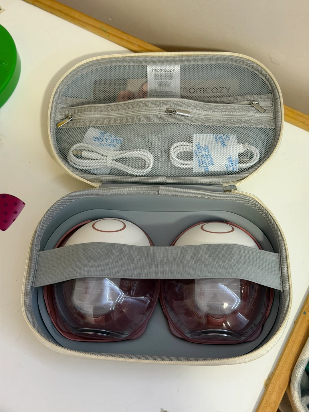 Momcozy M6 Hands-Free Breast Pump - photo 2