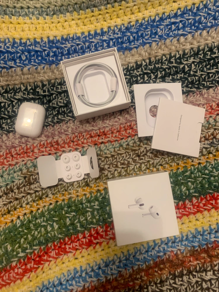 AirPods Pro - photo 2