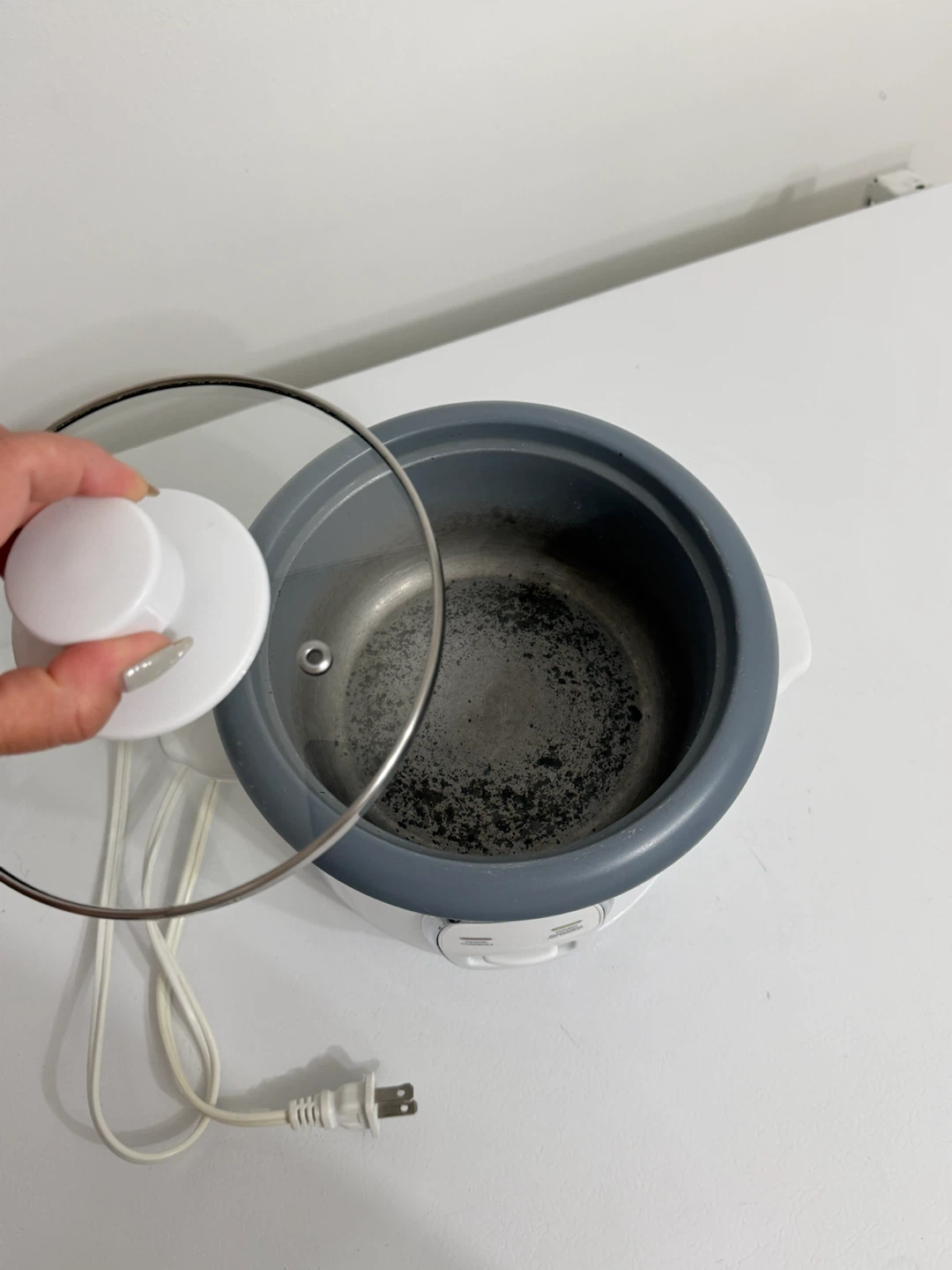 Compact Electric Rice Cooker - photo 2
