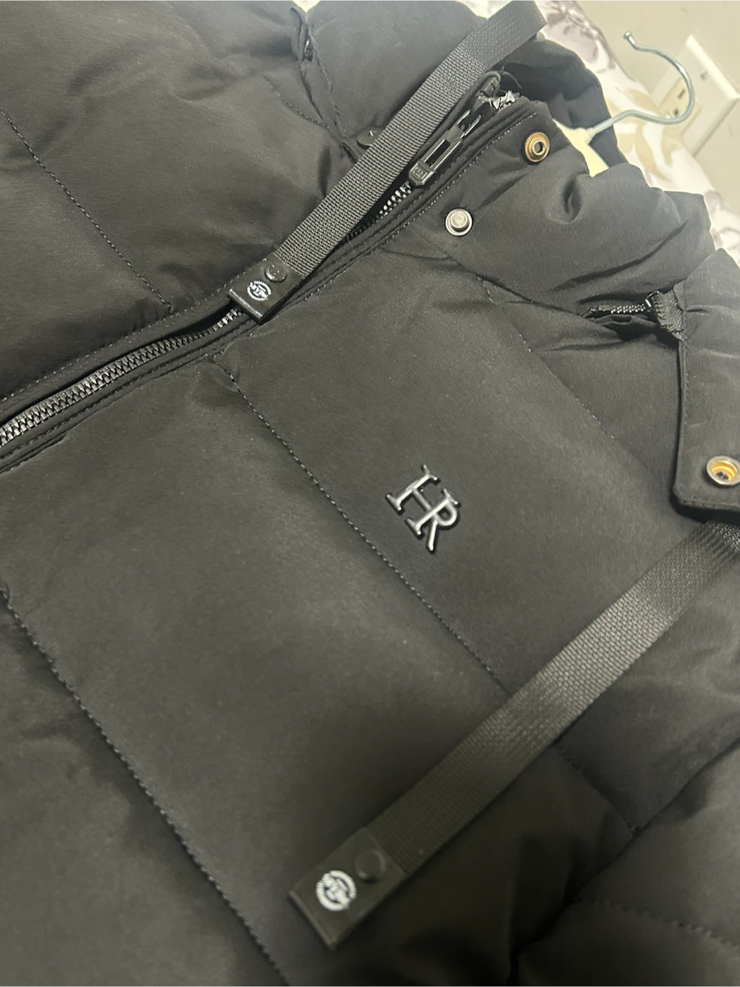 HR Black Puffer Jacket - photo 2