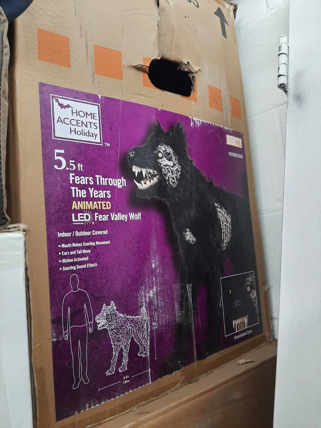 Home Accents Holiday Animated Fear Valley Wolf - photo 3