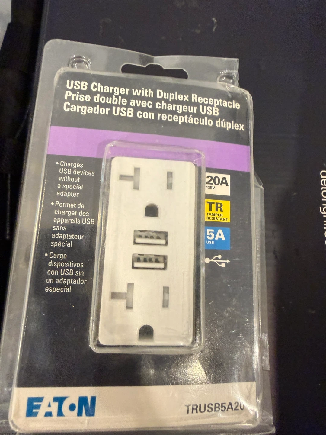 Eaton USB Charger with Duplex Receptacle TRUSB5A20 - photo 2