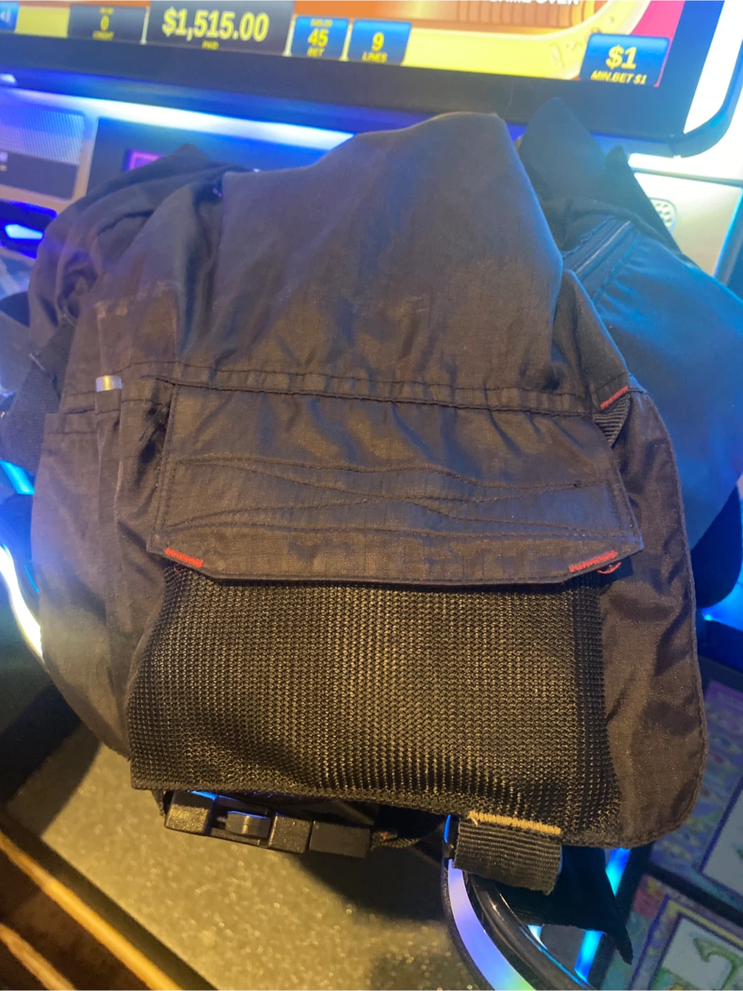 Canvas shoulder bag with six compartments.