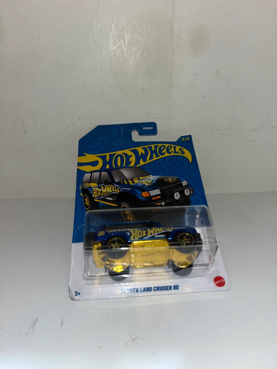 Hot Wheels Toyota Land Cruiser 80 - photo 2