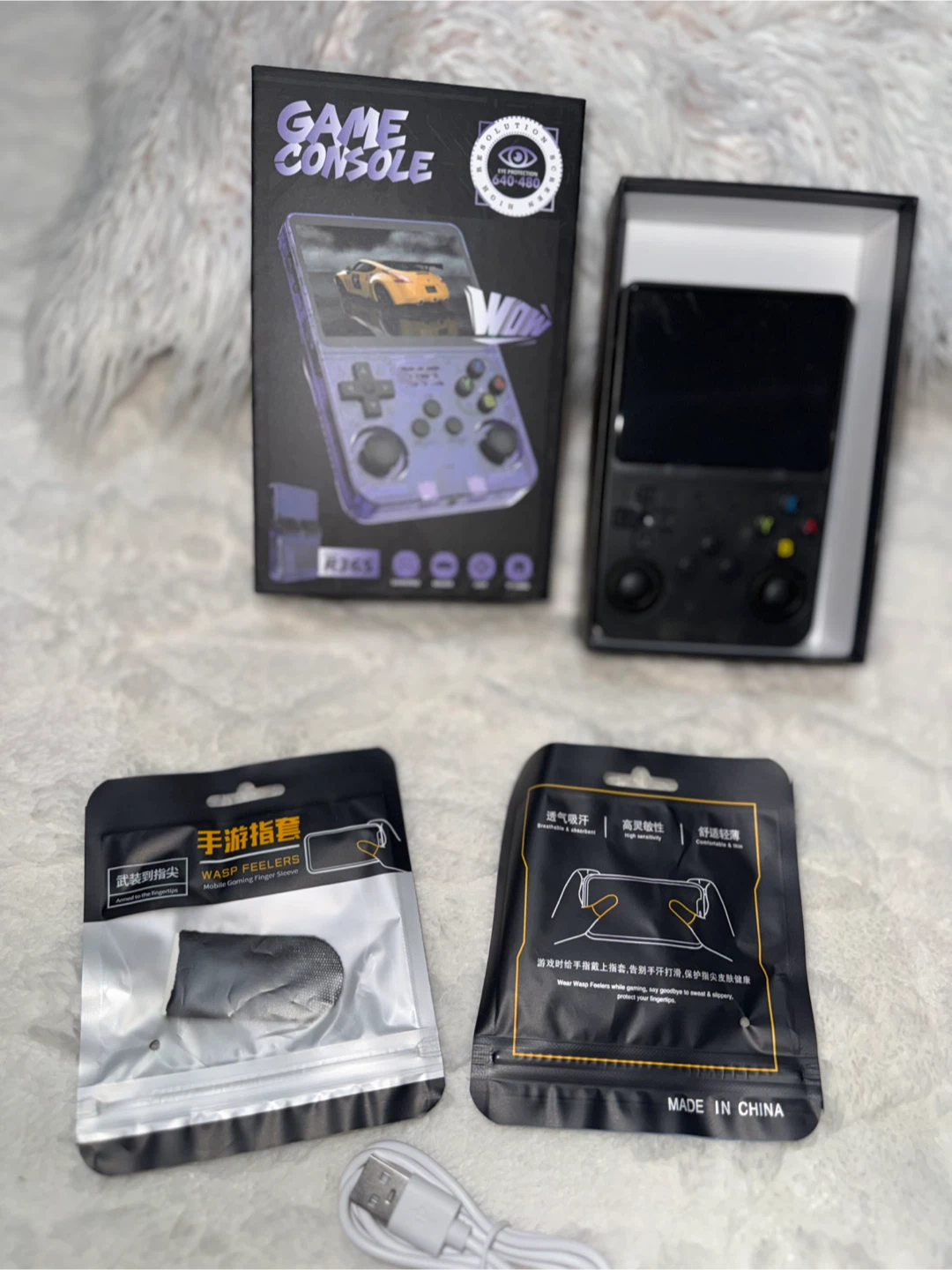 R36S Handheld Game Console with Wasp Feelers - photo 4