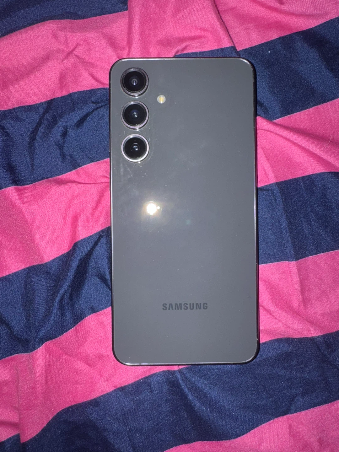 Samsung Galaxy S24 FE 128gb - photo 3