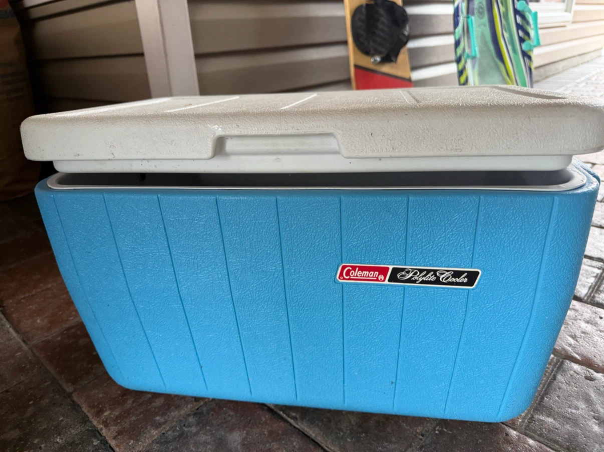 Vintage Coleman Polylite Cooler - photo 3