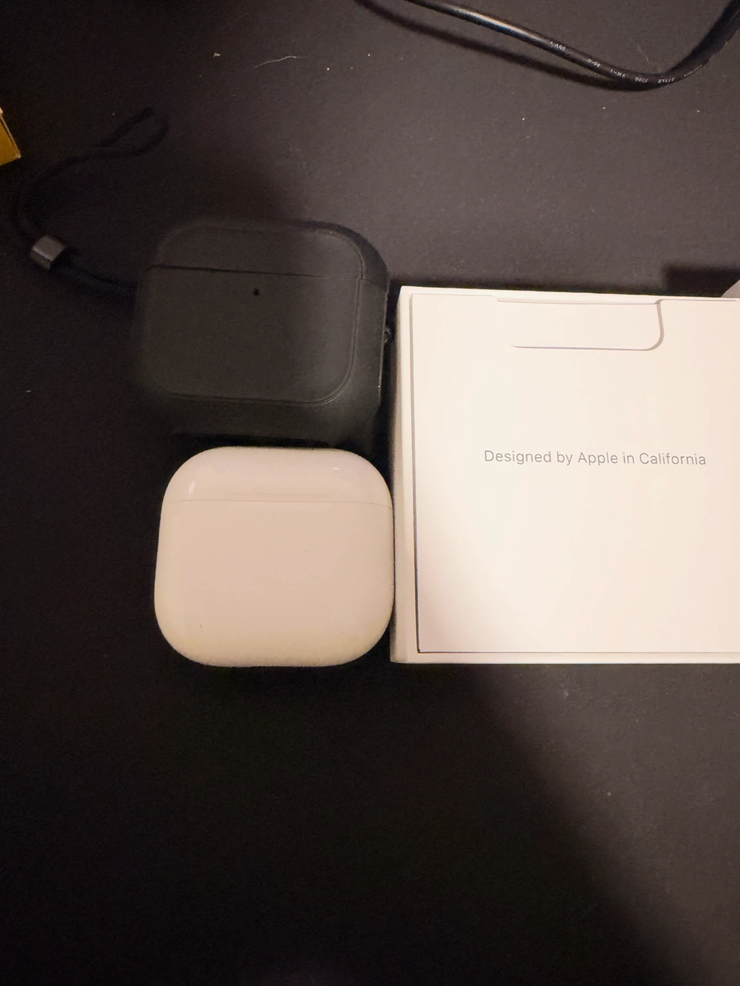 Apple AirPods 4 ANC adding ESR Case - photo 2