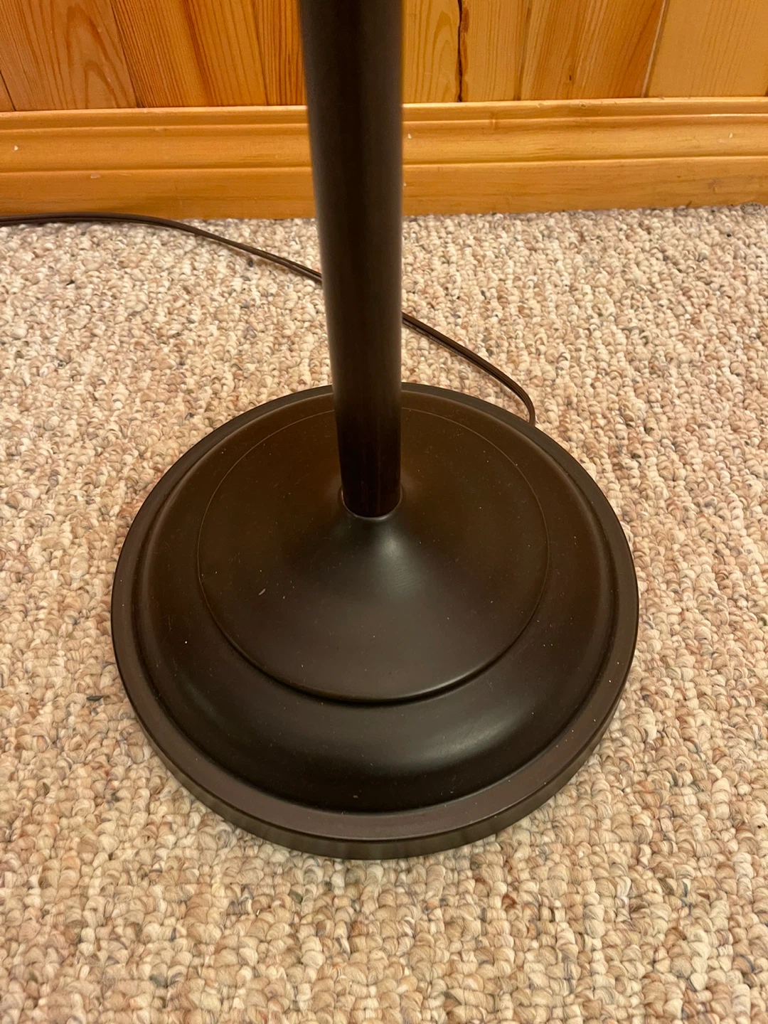 A beautiful floor lamp with fibre glass and wooden lamp shade - photo 5