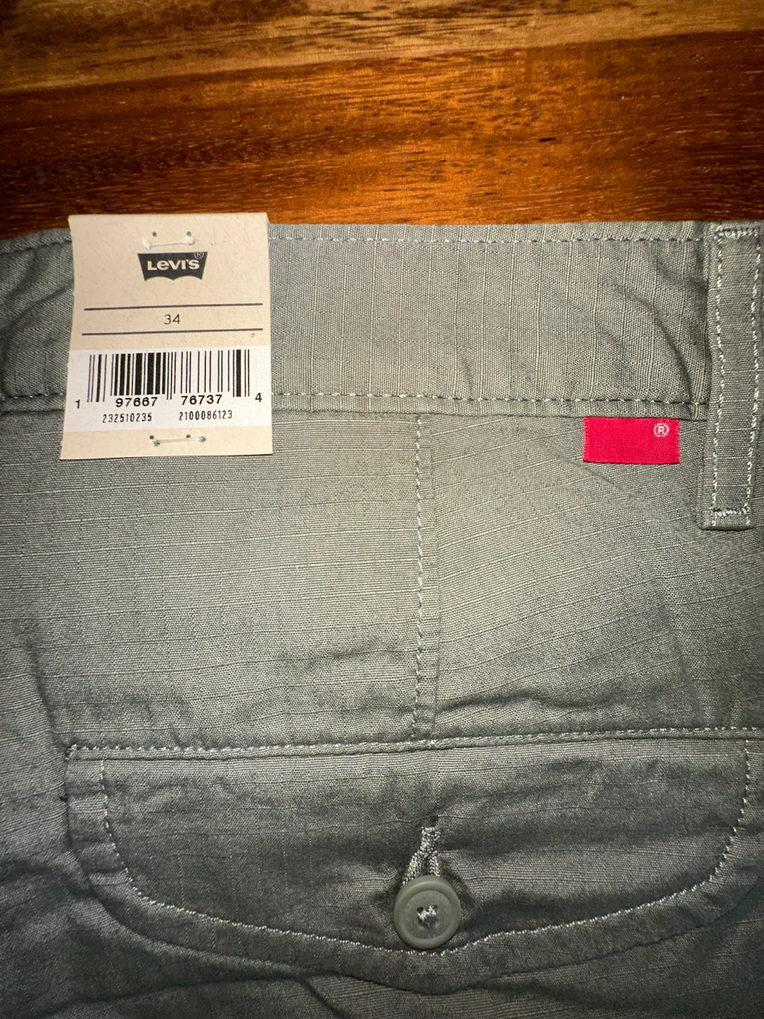 Levi's Carrier Cargo Shorts - Size 34 - photo 3