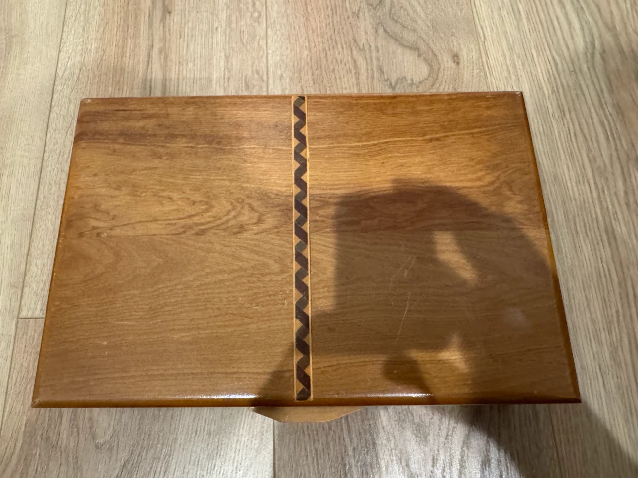 vintage MCM wooden keepsake or jewelry box - photo 2