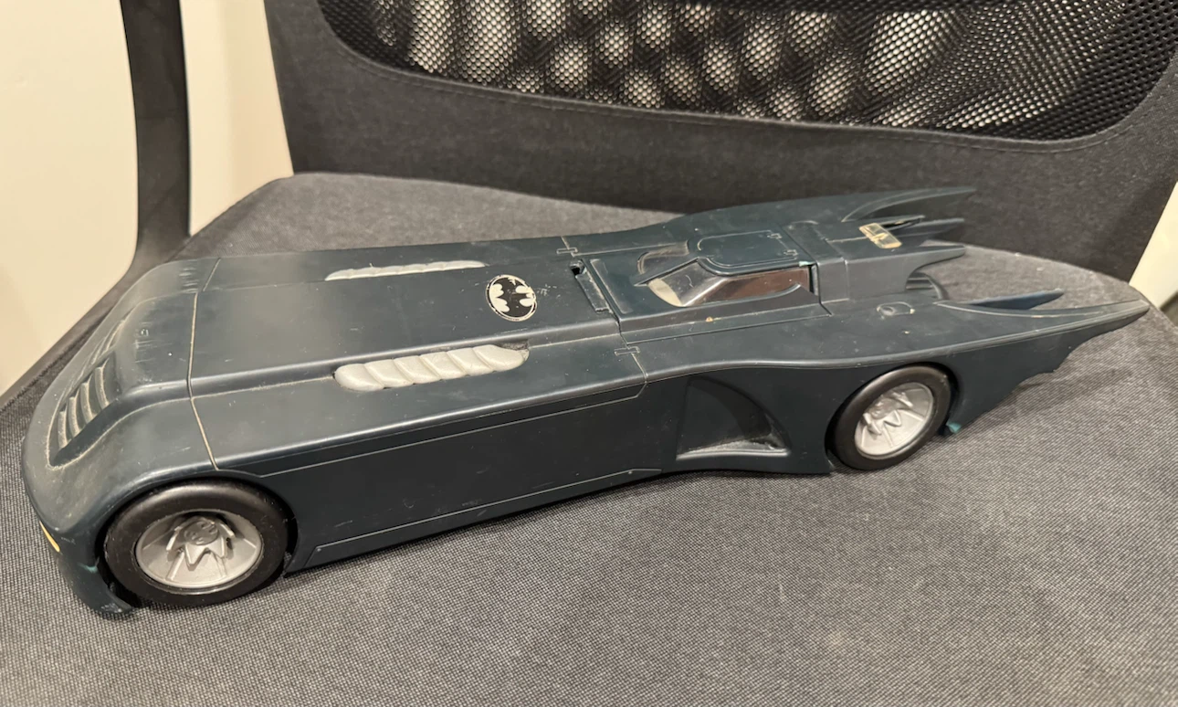 VINTAGE KENNER BATMAN BATMOBILE COMPLETE WITH PURSUIT JET - photo 2