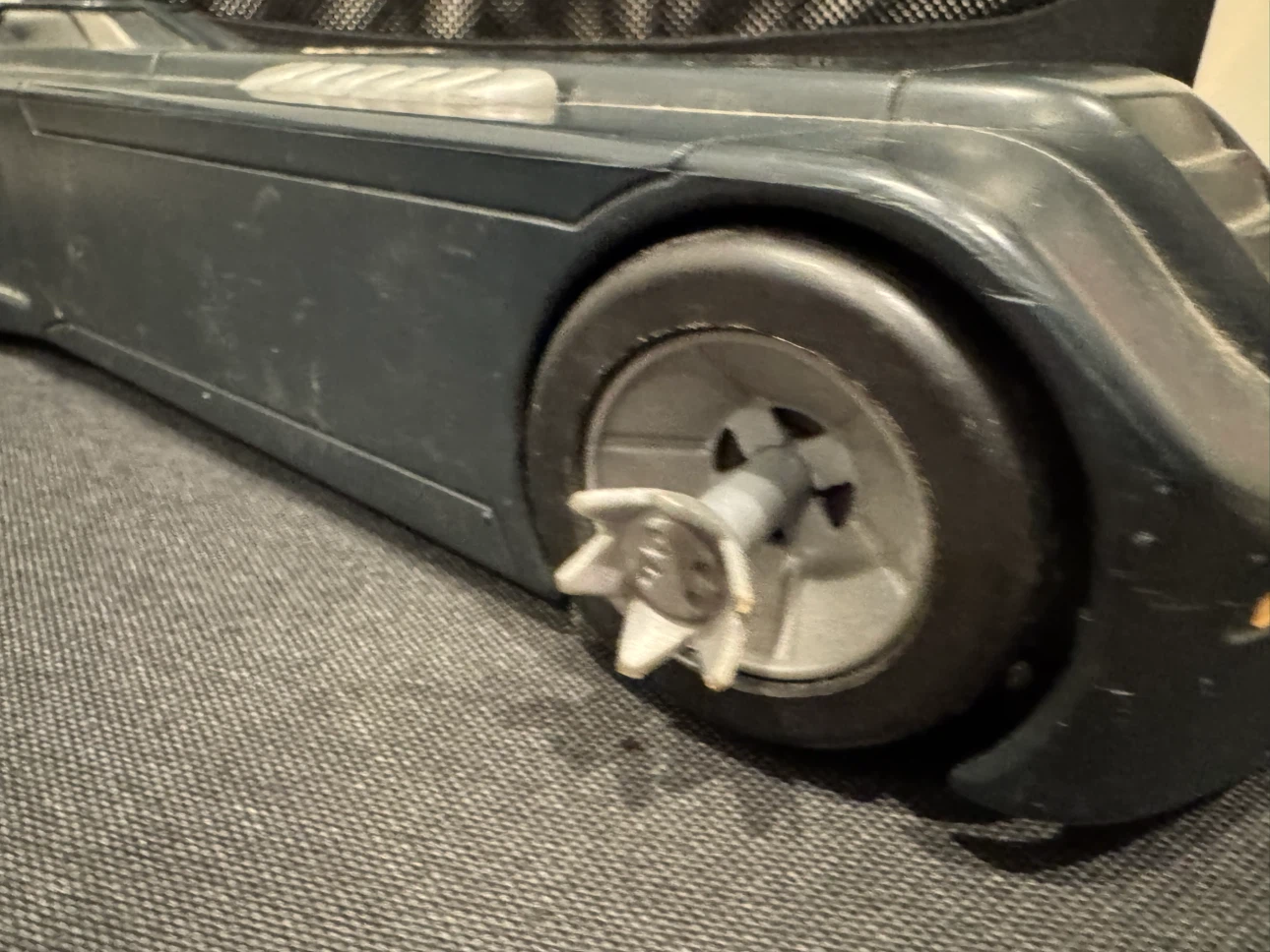 VINTAGE KENNER BATMAN BATMOBILE COMPLETE WITH PURSUIT JET - photo 3