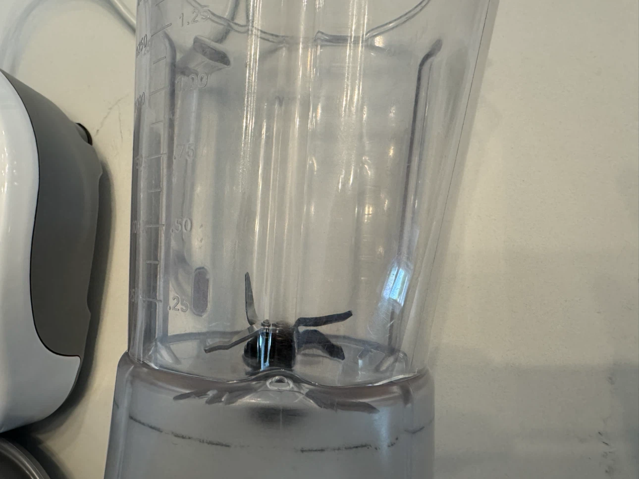 KitchenAid 6 Speed Blender - photo 5