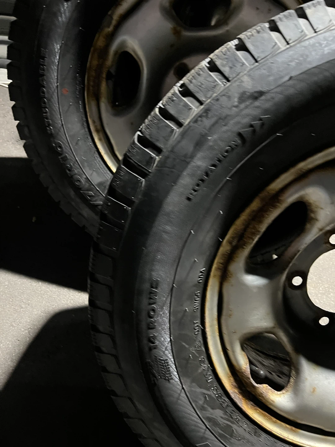 Set of 4 GT Radial Champiro Winter Tires on Rims - photo 3
