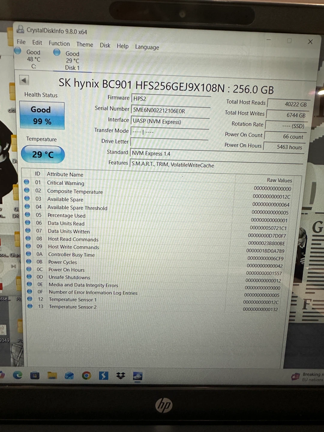 SK Hynix Gen4 x4 256GB NVMe SSD - photo 2