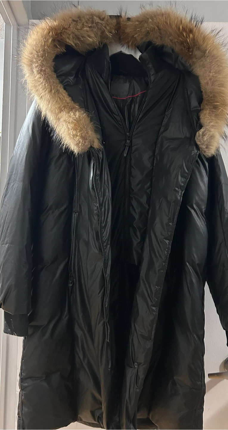 600$ Atelier Noir Down Parka with Fur Hood