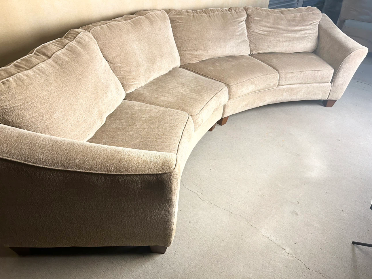 DELIVERY AVAILABLE! CURVED 2PC. SECTIONAL SOFA FOR $400!