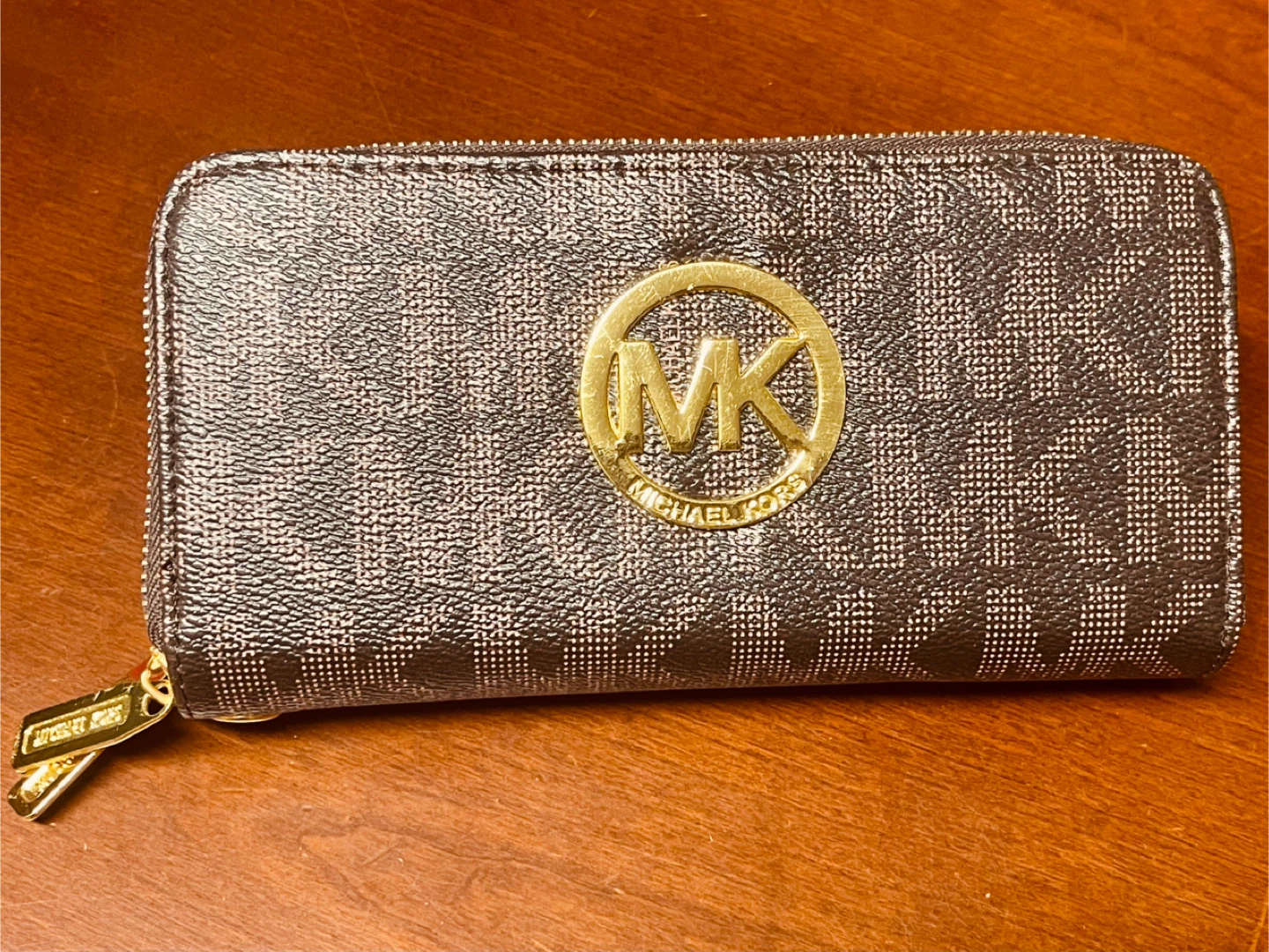 Michael Kors Double Zip Wallet
