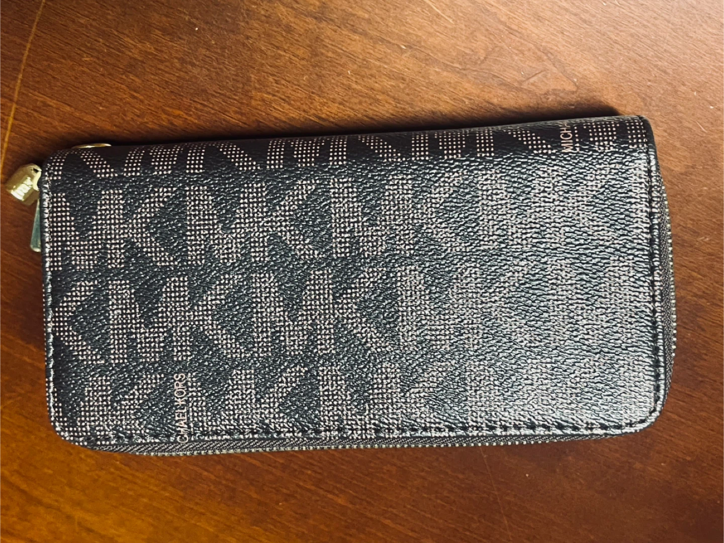 Michael Kors Double Zip Wallet - photo 2