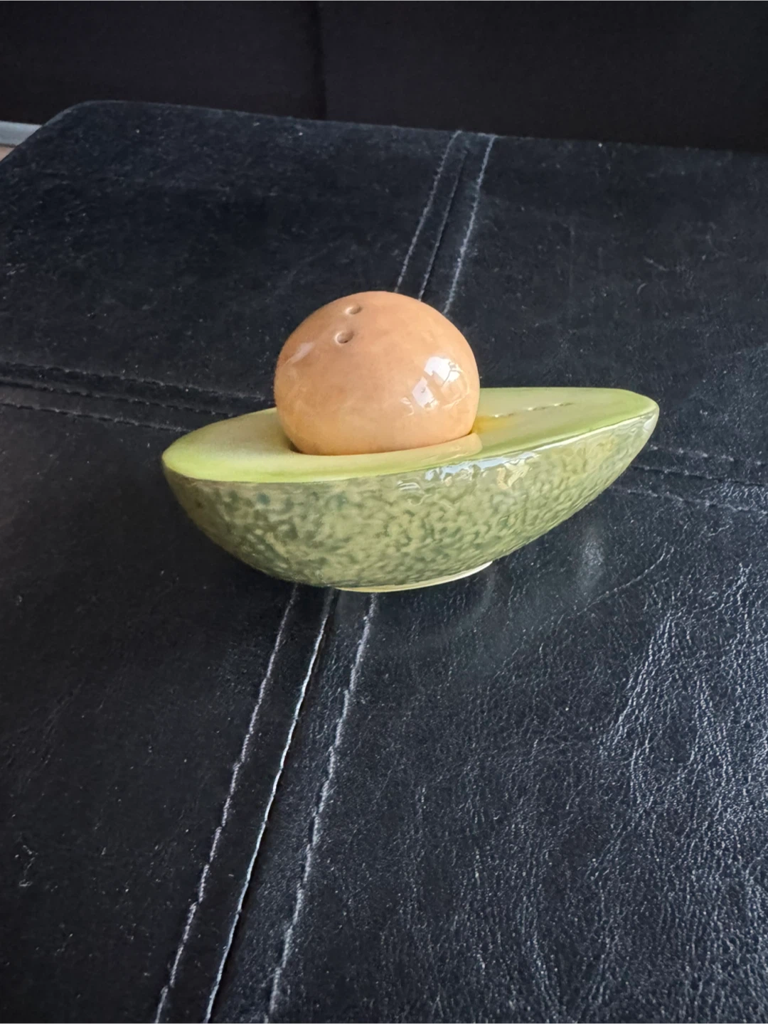 Ceramic Avocado Salt and Pepper Shakers - photo 3
