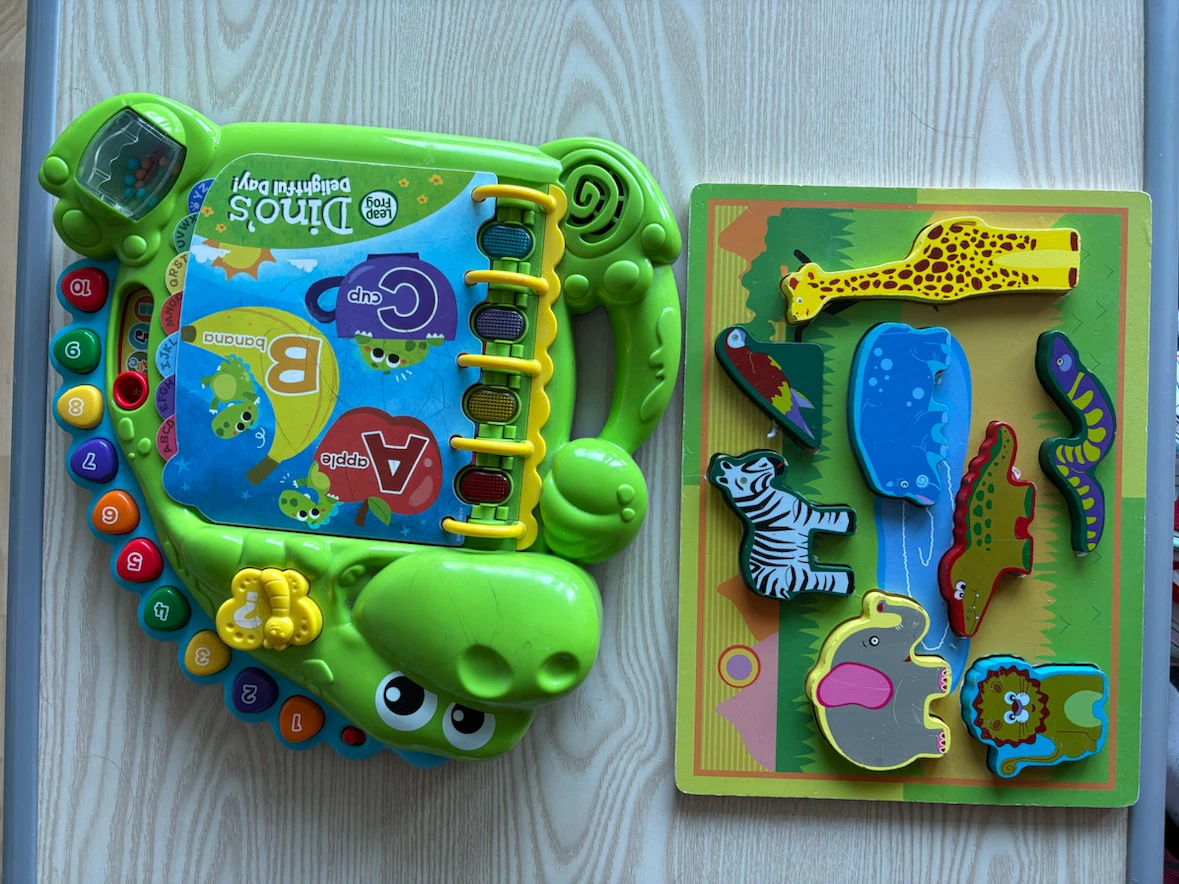Toddler learning toys